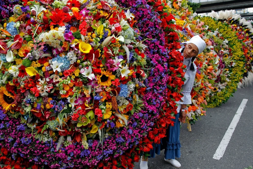 silleteros-desfile-flores-medellin